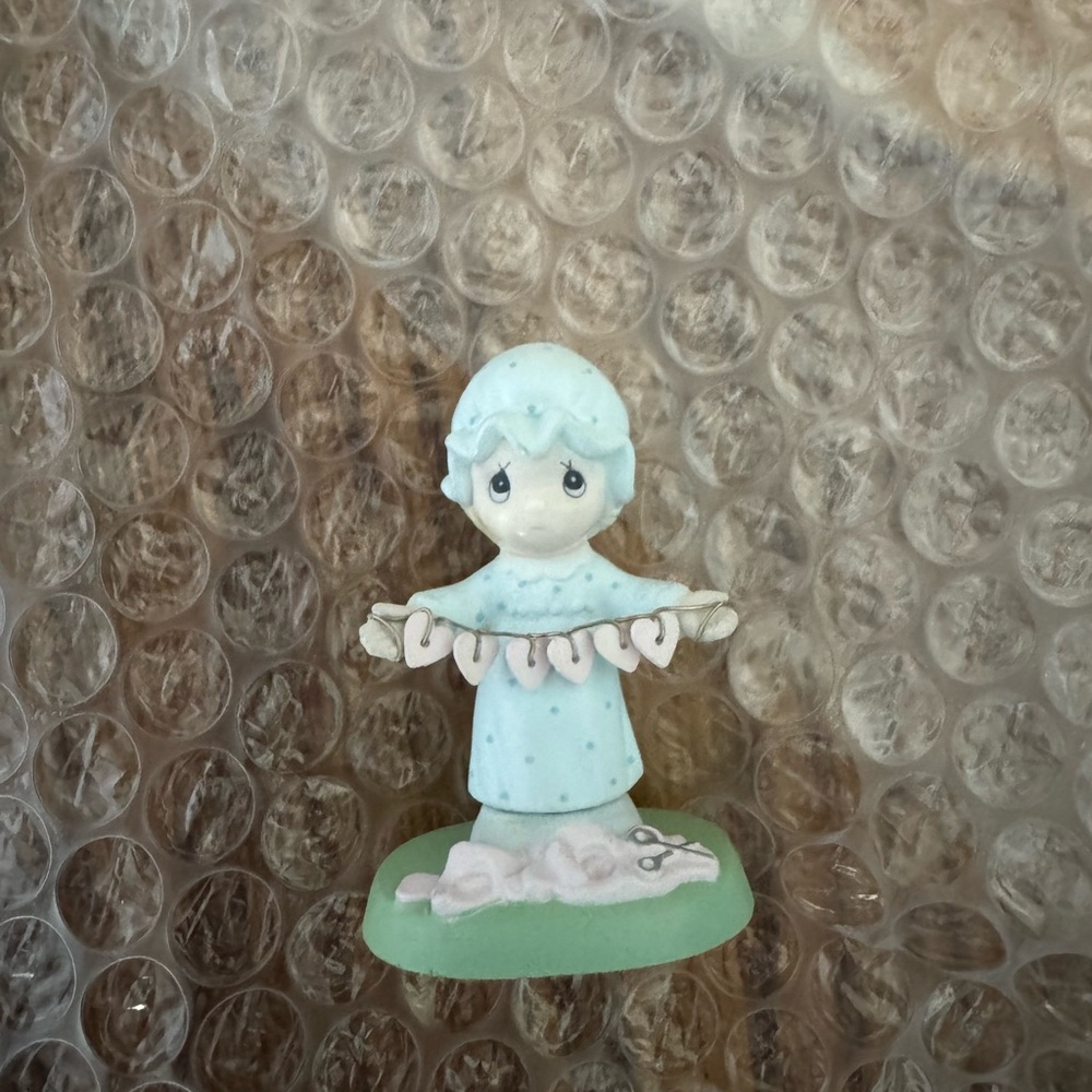Precious Moments - You Have Touched So Many Hearts Mini Figurine